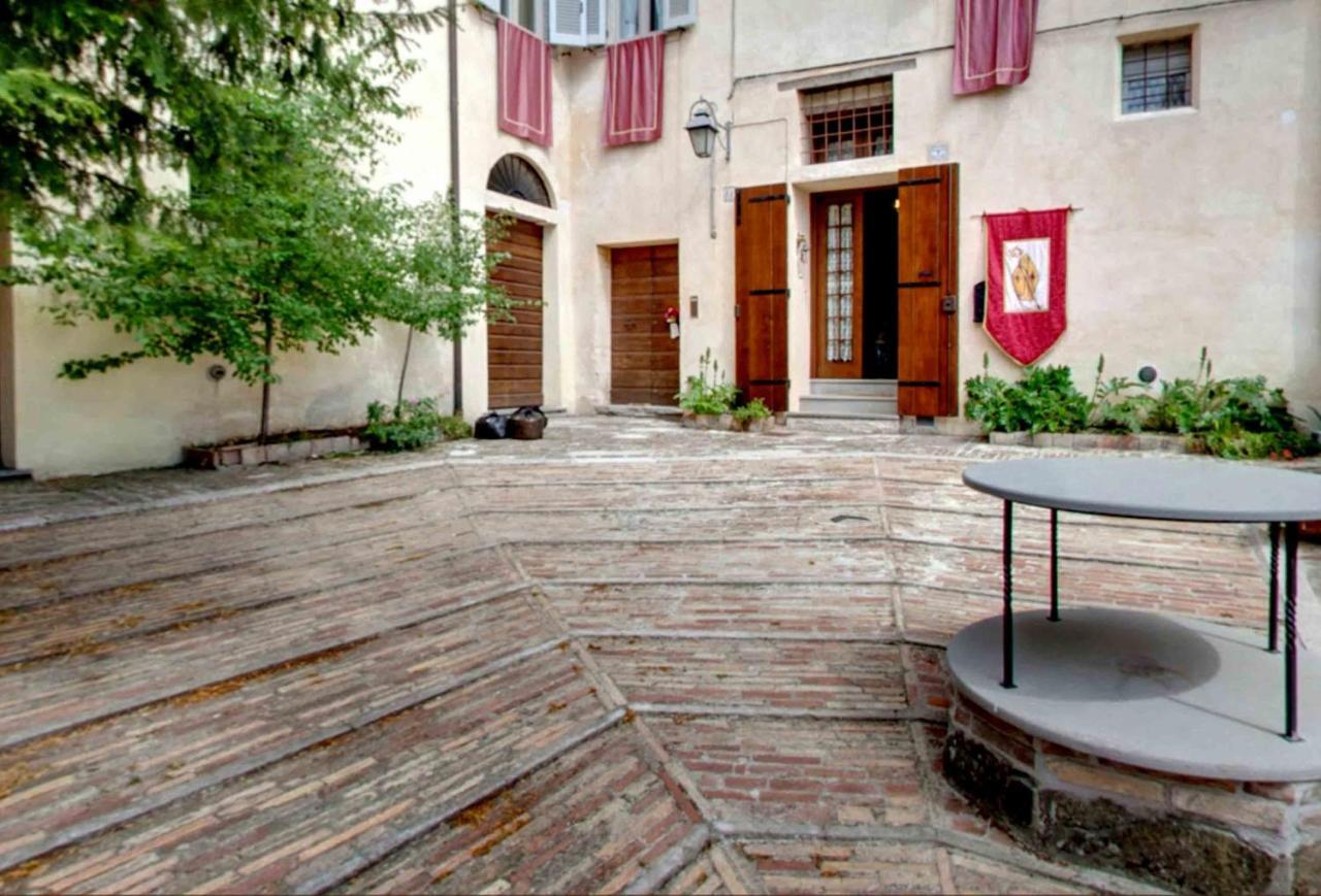 Vescovado 7 Daire Gubbio Dış mekan fotoğraf